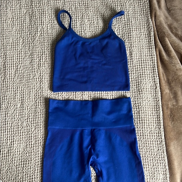 SET ACTIVE Pants - SET Active Blue Leggings and Top Set